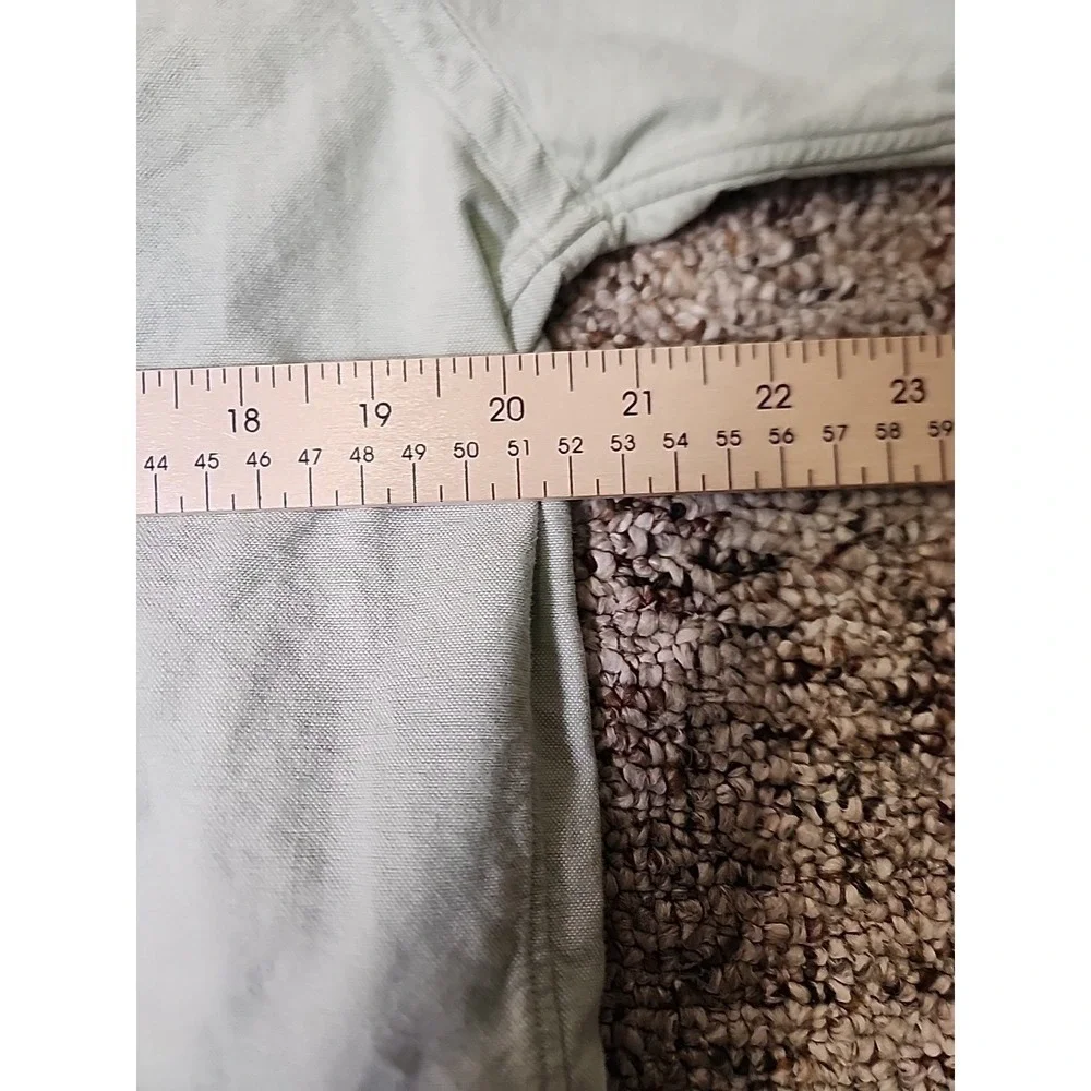 J. CREW 100% Cotton Long Sleeved Button Down Shirt SZ LARGE Lt. Green